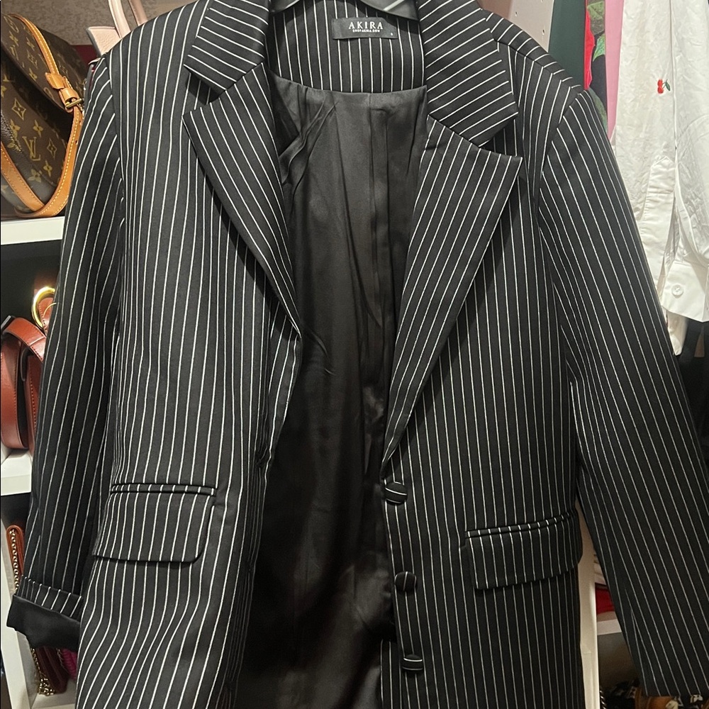 ✨AKIRA Charcoal Pinstripe Blazer✨ like new - Picture 11 of 12